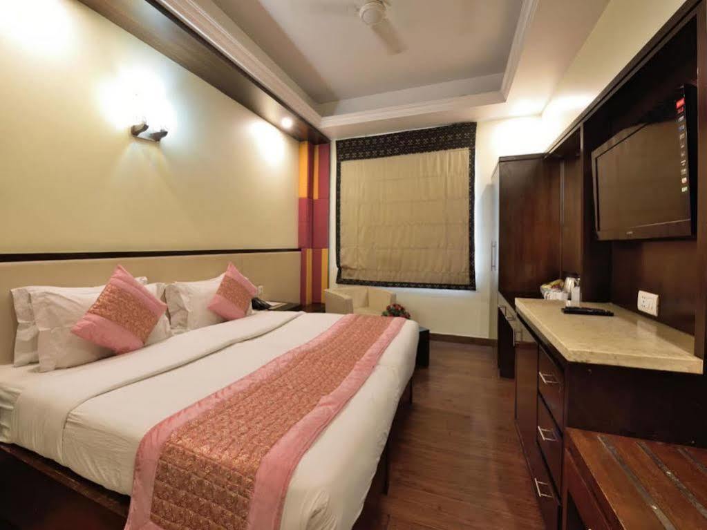 Fabhotel Marble Arch Karol Bagh Delhi Kültér fotó